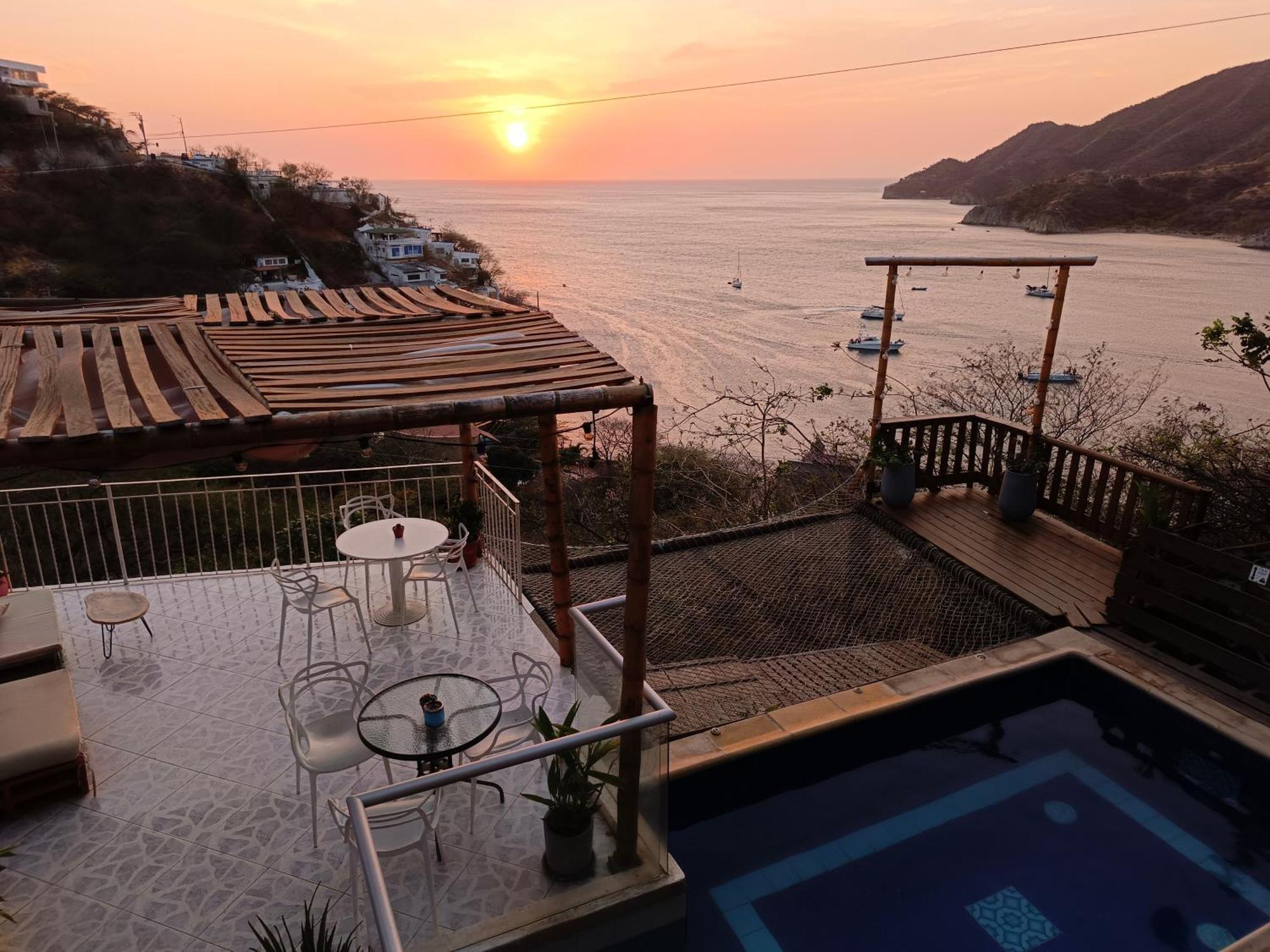 Tayrona Colors Hostel Taganga Exterior foto
